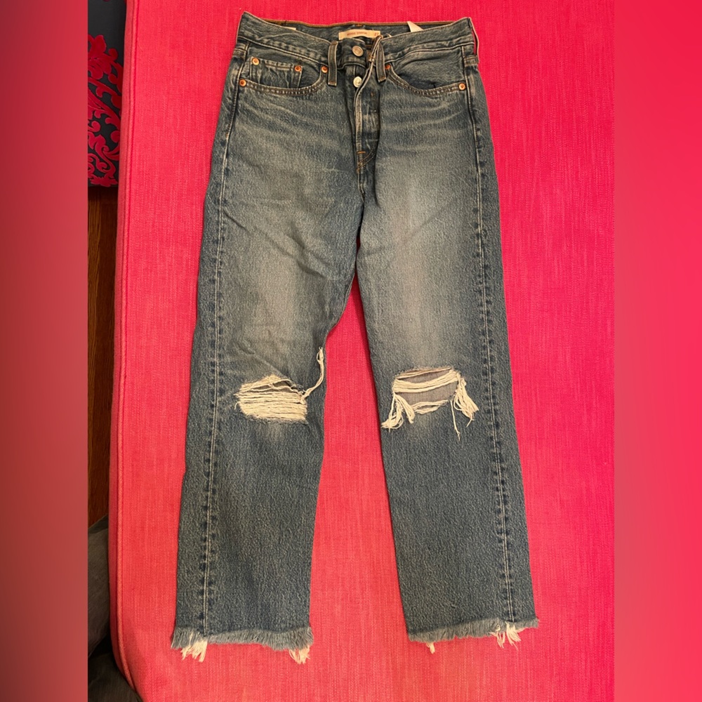 Brand new 501 Levi’s Wedgie Straight 27x26 Jeans